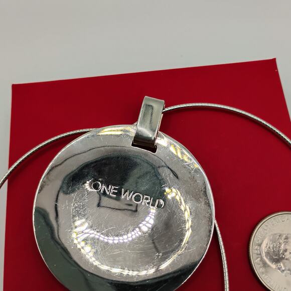 Robert Lee Morris "ONE WORLD" PENDANT on 20 in Omega - Picture 6 of 6